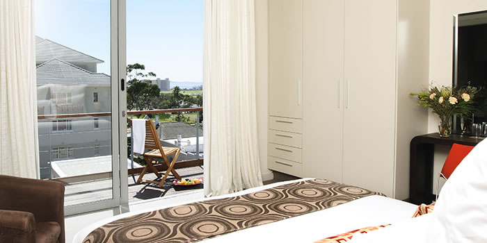 deluxe-room-with-balcony
