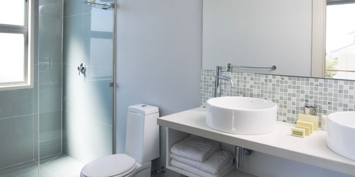 superior-room-one8-cape-town-four-star-guest-house3